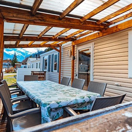 Bungalow 3 Chambres Pour 6 Pers Avec Climatisation Camping 3 Etoiles Samoens Exterior photo