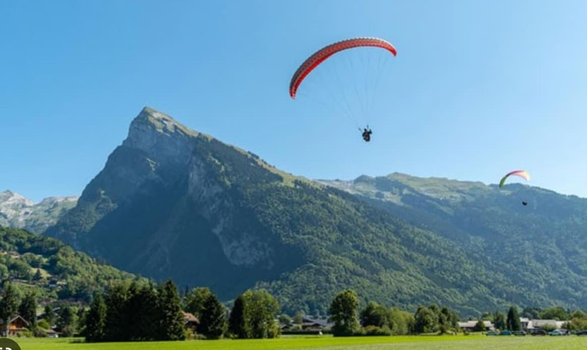 Bungalow 3 Chambres Pour 6 Pers Avec Climatisation Camping 3 Etoiles Samoens Exterior photo