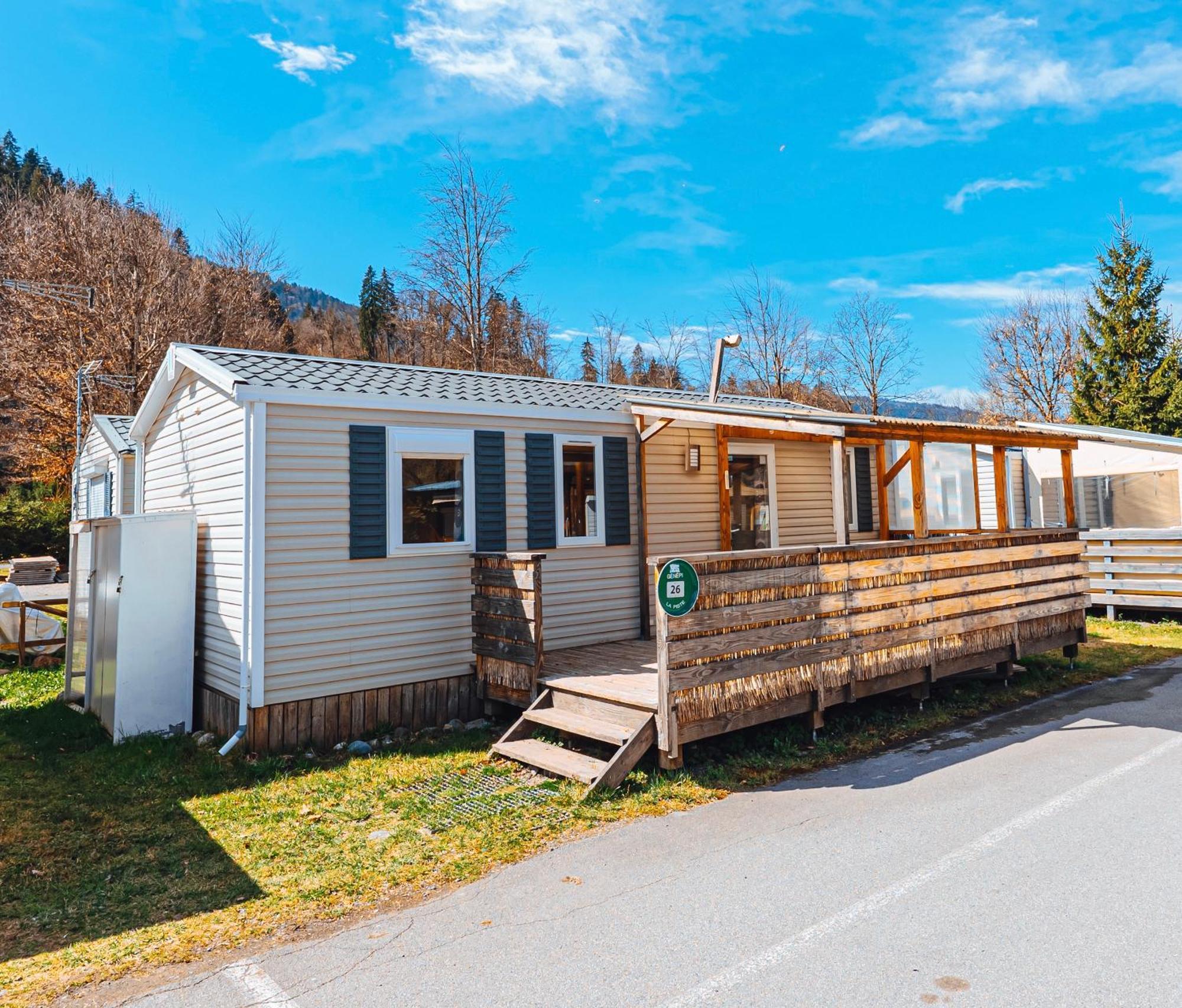Bungalow 3 Chambres Pour 6 Pers Avec Climatisation Camping 3 Etoiles Samoens Exterior photo
